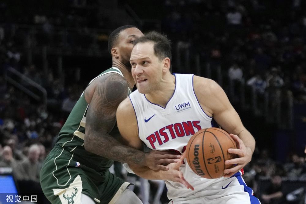 极的后插上 极的后插上