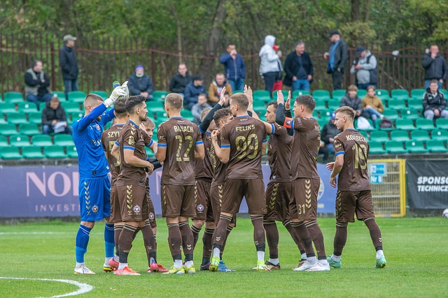 保持球队实 保持球队实